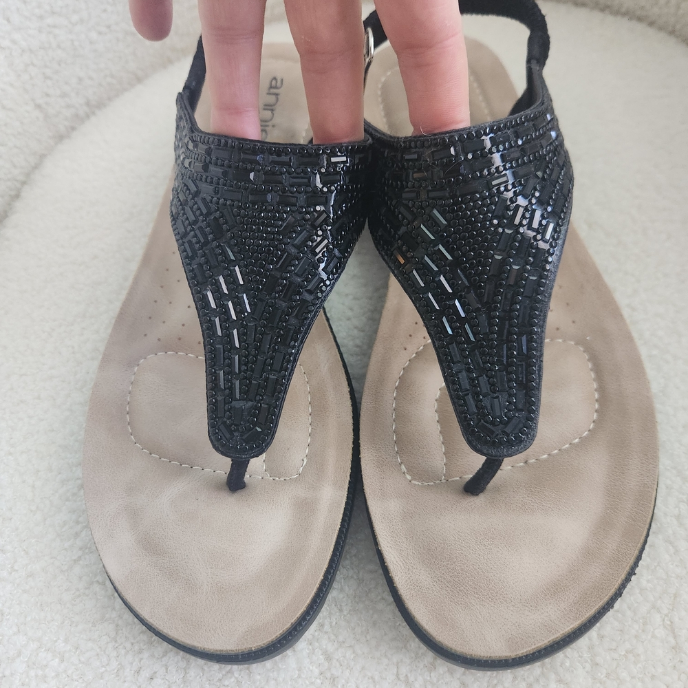 Elegant Black Beaded Women's Sandals - Picture 4 of 17